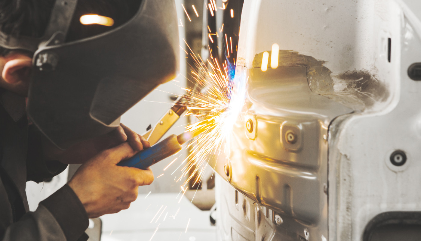 Professionnels de la carrosserie, achetez vos pièces sorties d’usine avec Les Pièces Auto Pro !